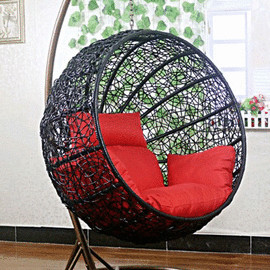 Дизайнерское подвесное кресло шар из искусственного ротанга