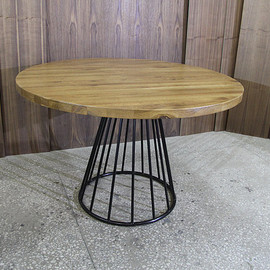 Круглый обеденный стол из дерева Loft