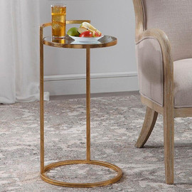 Журнальный столик в золотом цвете для квартиры стиль лофт