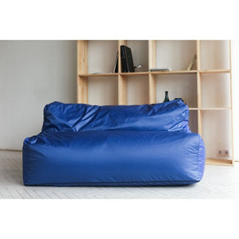 Бескаркасный диван синего цвета из оксфорда